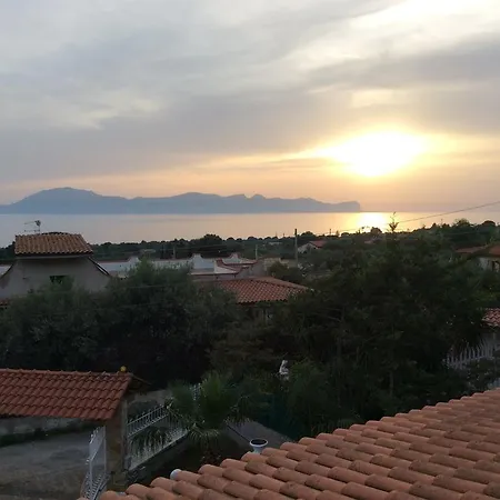Lorena Villas Terrasini